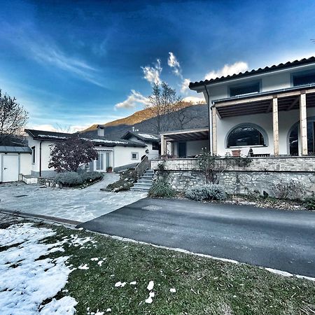 La Casina Di Oscar Ad Ao V Combe Vda Quart 0014 E 00I6 Apartment Bagian luar foto