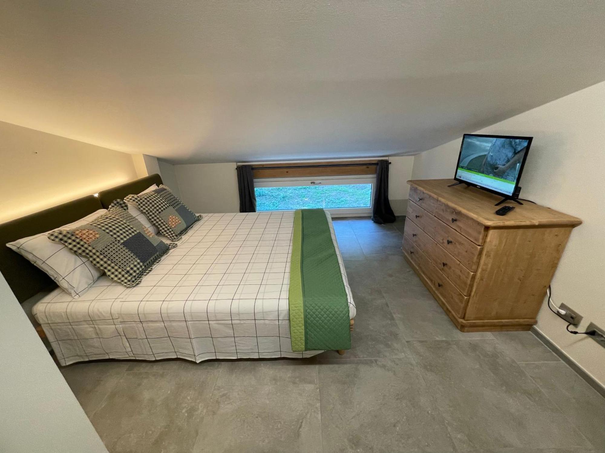 La Casina Di Oscar Ad Ao V Combe Vda Quart 0014 E 00I6 Apartment Bagian luar foto